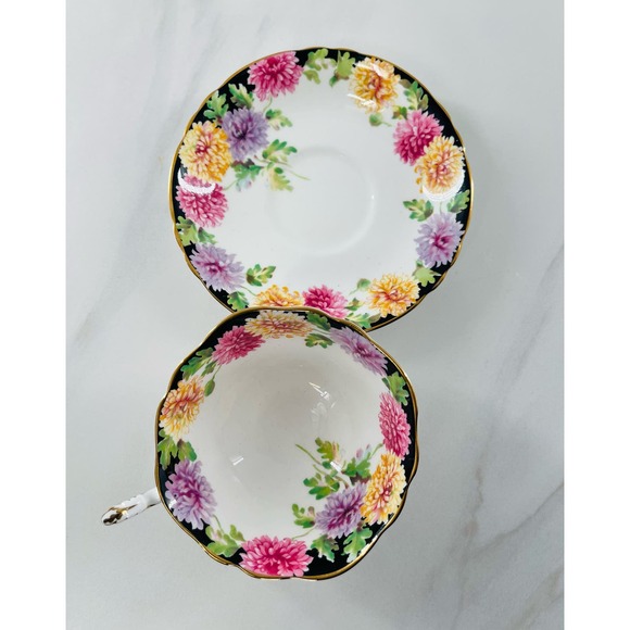 PARAGON Other - 1939 Vintage PARAGON Fine Bone China Cup & Saucer CHRYSANTHEMUM (MUMS) FLOWERS